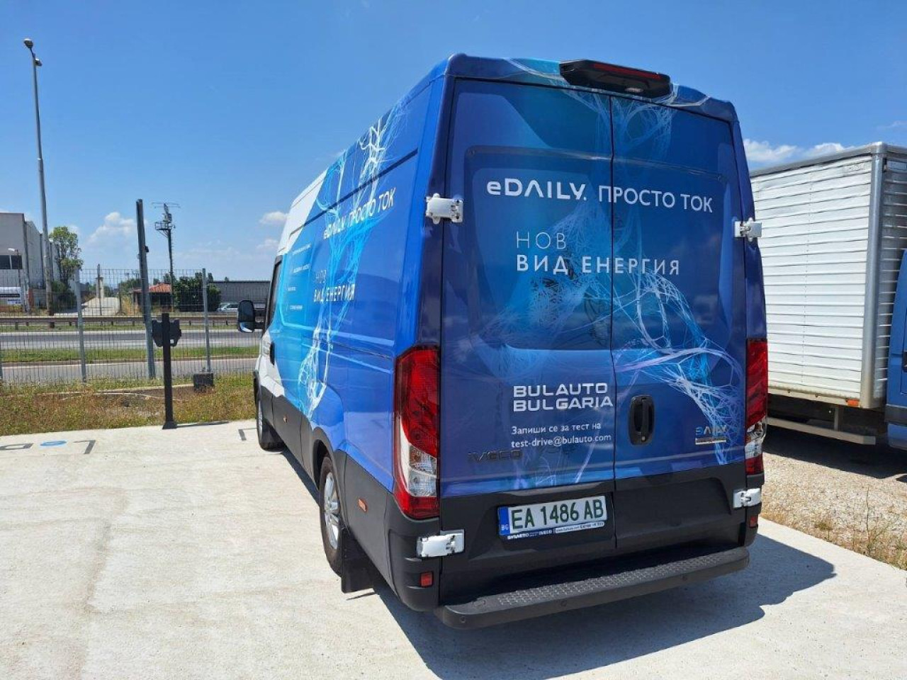 IVECO 35S14E/P - 패널 밴, 전기 밴 : 사진 5 IVECO 35S14E/P - 패널 밴, 전기 밴 : 사진 5
