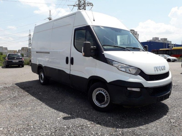 IVECO 35S15V - 패널 밴 : 사진 4 IVECO 35S15V - 패널 밴 : 사진 4