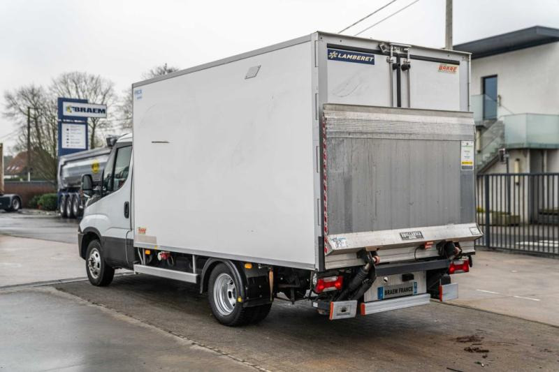 Iveco DAILY 35.180 +CARRIER + DHOLLANDIA - 냉동 밴 : 사진 5 Iveco DAILY 35.180 +CARRIER + DHOLLANDIA - 냉동 밴 : 사진 5