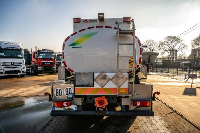 Iveco EURO CARGO 100-220 +CM 5500L + 3 COMP. - 유조트럭 : 사진 5 Iveco EURO CARGO 100-220 +CM 5500L + 3 COMP. - 유조트럭 : 사진 5