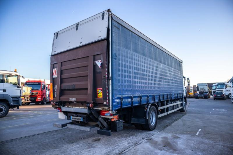 MAN TGM 18.340 BL+DHOLLANDIA - 커튼사이더 트럭 : 사진 3 MAN TGM 18.340 BL+DHOLLANDIA - 커튼사이더 트럭 : 사진 3