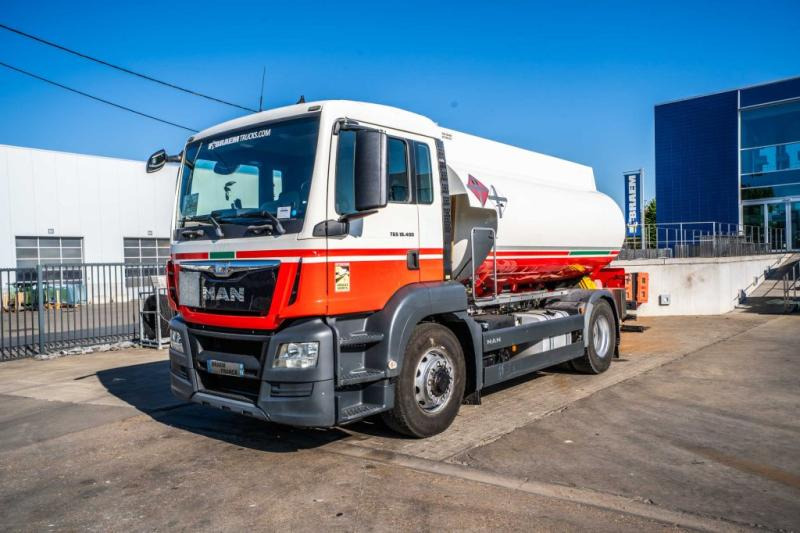 MAN TGS 18.400 4x4H +CM 11.500L /4 COMP - 유조트럭 : 사진 1 MAN TGS 18.400 4x4H +CM 11.500L /4 COMP - 유조트럭 : 사진 1