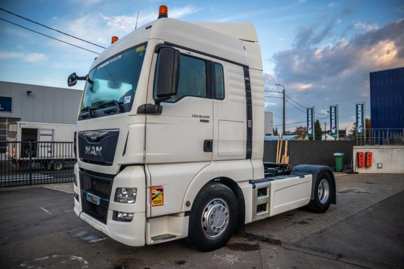 MAN TGX 18.440 XLX BLS+INTARDER - 트랙터 유닛 : 사진 1 MAN TGX 18.440 XLX BLS+INTARDER - 트랙터 유닛 : 사진 1