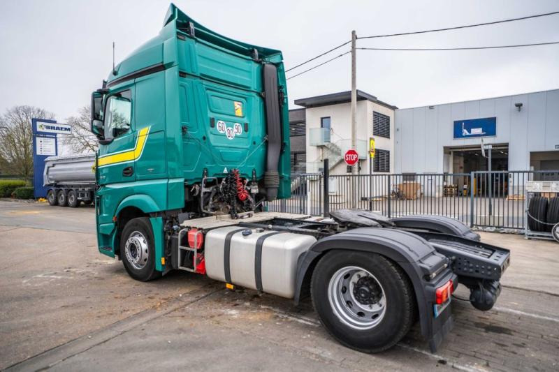 Mercedes ACTROS 1845 LS - 트랙터 유닛 : 사진 5 Mercedes ACTROS 1845 LS - 트랙터 유닛 : 사진 5
