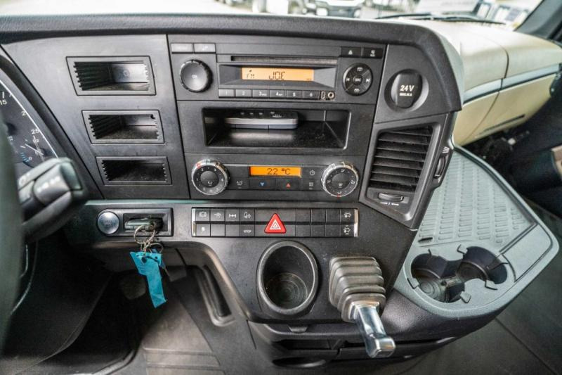 트랙터 유닛 Mercedes ACTROS 1845 LS : 사진 8