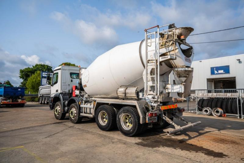 Mercedes AROCS 3240 BB+STETTER 9m3 - 콘크리트 믹서 트럭 : 사진 5 Mercedes AROCS 3240 BB+STETTER 9m3 - 콘크리트 믹서 트럭 : 사진 5