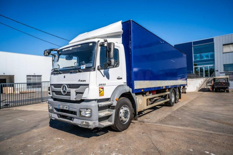 Mercedes AXOR 2533 - 박스 트럭 : 사진 1 Mercedes AXOR 2533 - 박스 트럭 : 사진 1