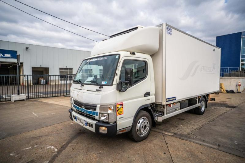 Mitsubishi Fuso FUSO CANTER 7C15-DUONIIC HYBRID / 600 BI TEMP - 냉동 밴 : 사진 1 Mitsubishi Fuso FUSO CANTER 7C15-DUONIIC HYBRID / 600 BI TEMP - 냉동 밴 : 사진 1