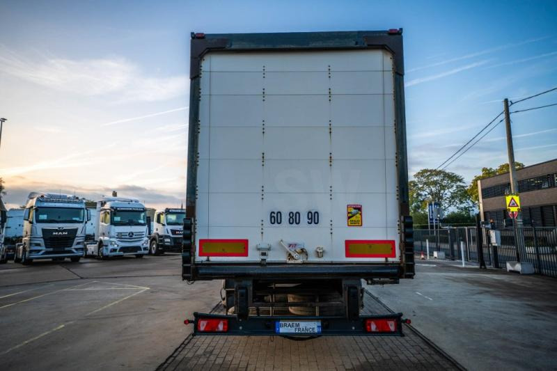 Samro S338D HPF+ PORTE FIT - 밀폐형 박스 세미 트레일러 : 사진 5 Samro S338D HPF+ PORTE FIT - 밀폐형 박스 세미 트레일러 : 사진 5