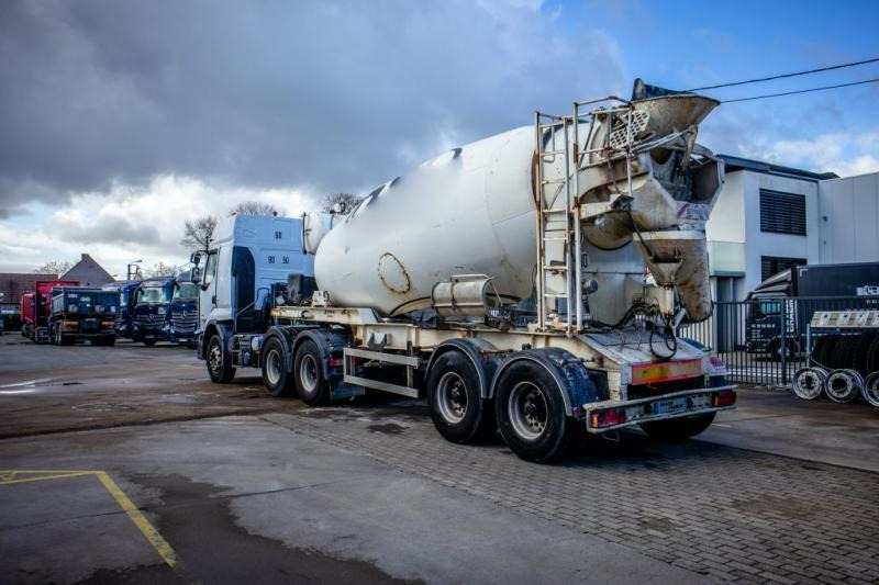 Stetter BETON MIXER/MALAXEUR/MISCHER12M³ - 콘크리트 믹서 세미 트레일러 : 사진 4 Stetter BETON MIXER/MALAXEUR/MISCHER12M³ - 콘크리트 믹서 세미 트레일러 : 사진 4