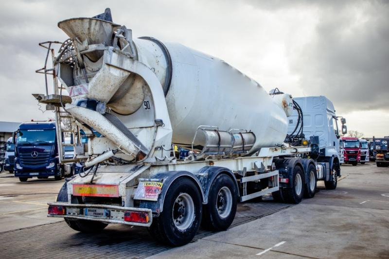 Stetter BETON MIXER/MALAXEUR/MISCHER12M³ - 콘크리트 믹서 세미 트레일러 : 사진 3 Stetter BETON MIXER/MALAXEUR/MISCHER12M³ - 콘크리트 믹서 세미 트레일러 : 사진 3
