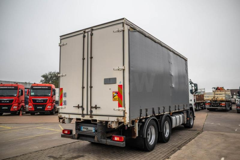 Volvo FM 330-6x2-E5+10 pneus/tires - 커튼사이더 트럭 : 사진 3 Volvo FM 330-6x2-E5+10 pneus/tires - 커튼사이더 트럭 : 사진 3
