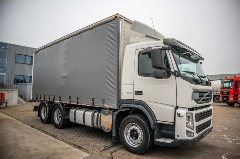 Volvo FM 330-6x2-E5+10 pneus/tires - 커튼사이더 트럭 : 사진 2 Volvo FM 330-6x2-E5+10 pneus/tires - 커튼사이더 트럭 : 사진 2