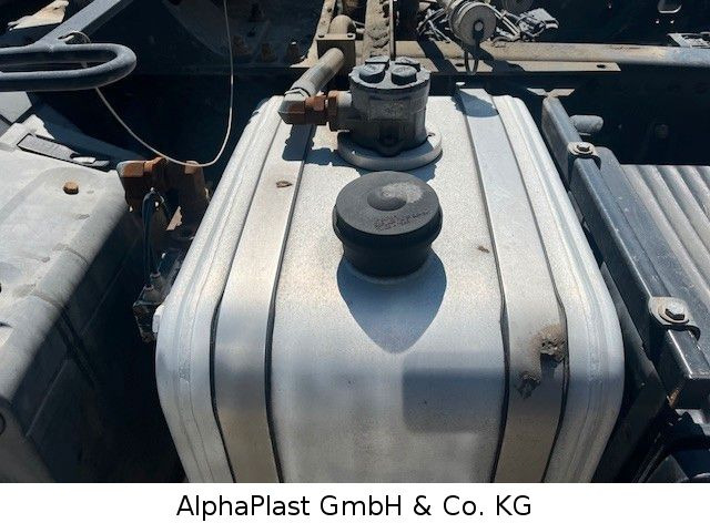 MAN 18.400 / 4x2 Hydraulik MAN 18.400 / 4x2 Hydraulik Orginal KM TipTop - 트랙터 유닛 : 사진 4 MAN 18.400 / 4x2 Hydraulik MAN 18.400 / 4x2 Hydraulik Orginal KM TipTop - 트랙터 유닛 : 사진 4