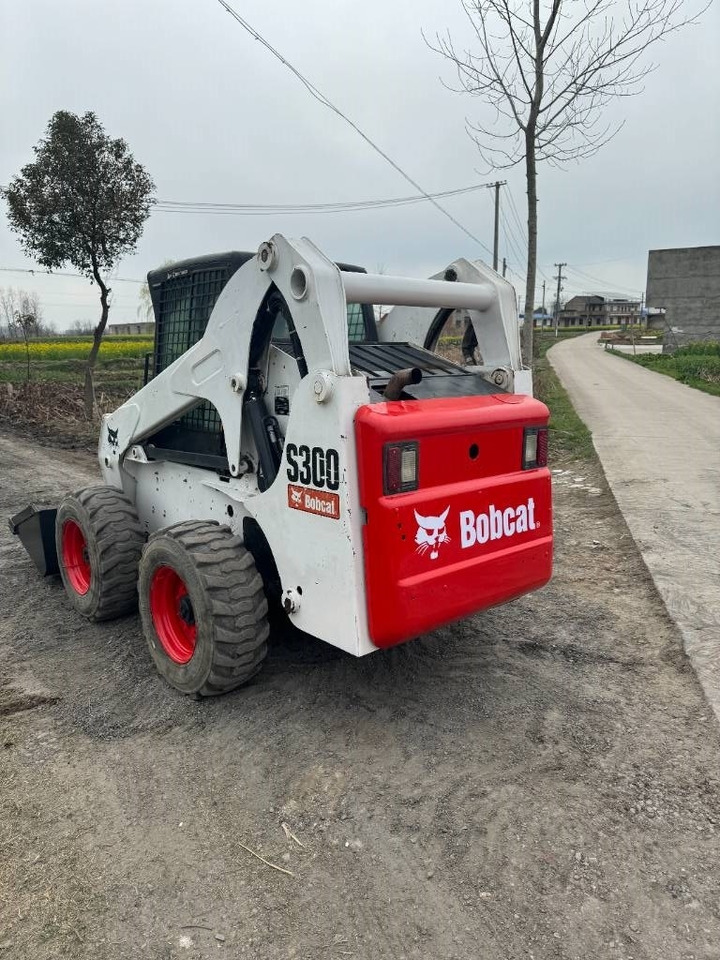 Bobcat S 300 - 스키드 스티어 로더 : 사진 5 Bobcat S 300 - 스키드 스티어 로더 : 사진 5
