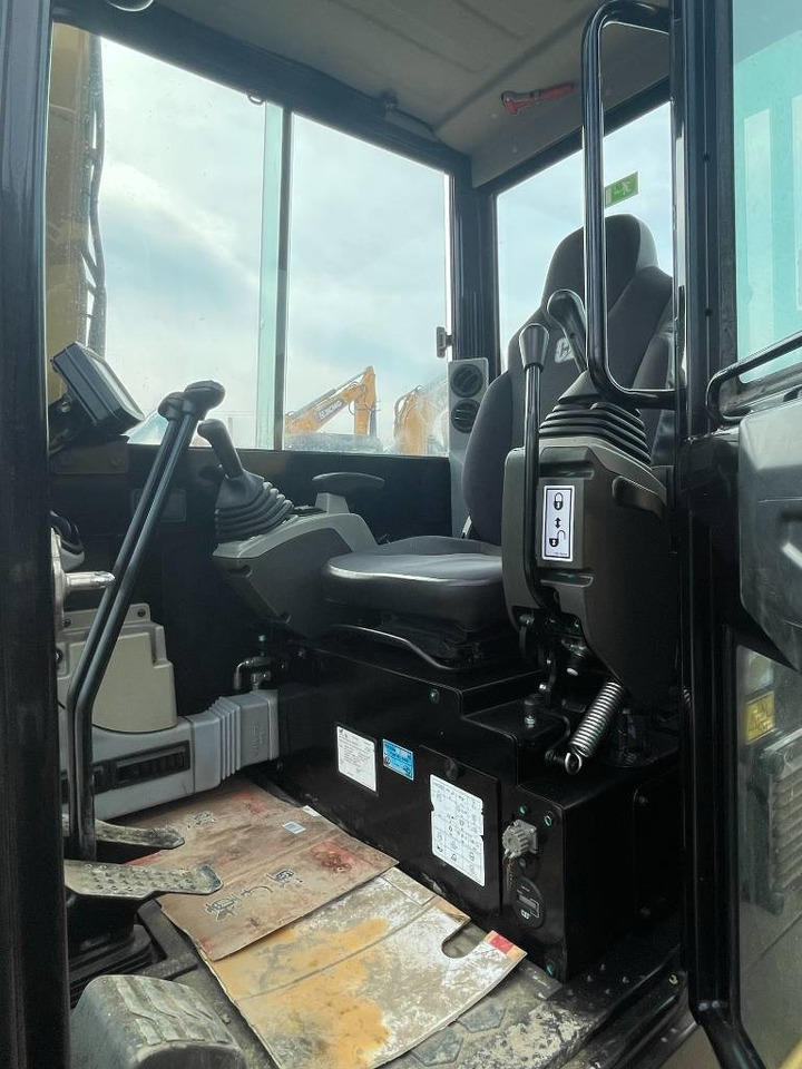 CAT 305.5E2 - 미니 굴삭기 : 사진 5 CAT 305.5E2 - 미니 굴삭기 : 사진 5