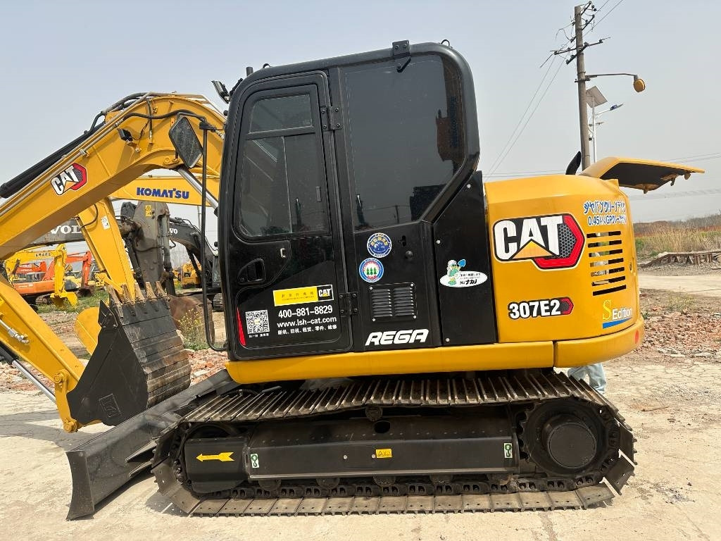 CAT 307E2 - 미니 굴삭기 : 사진 2 CAT 307E2 - 미니 굴삭기 : 사진 2