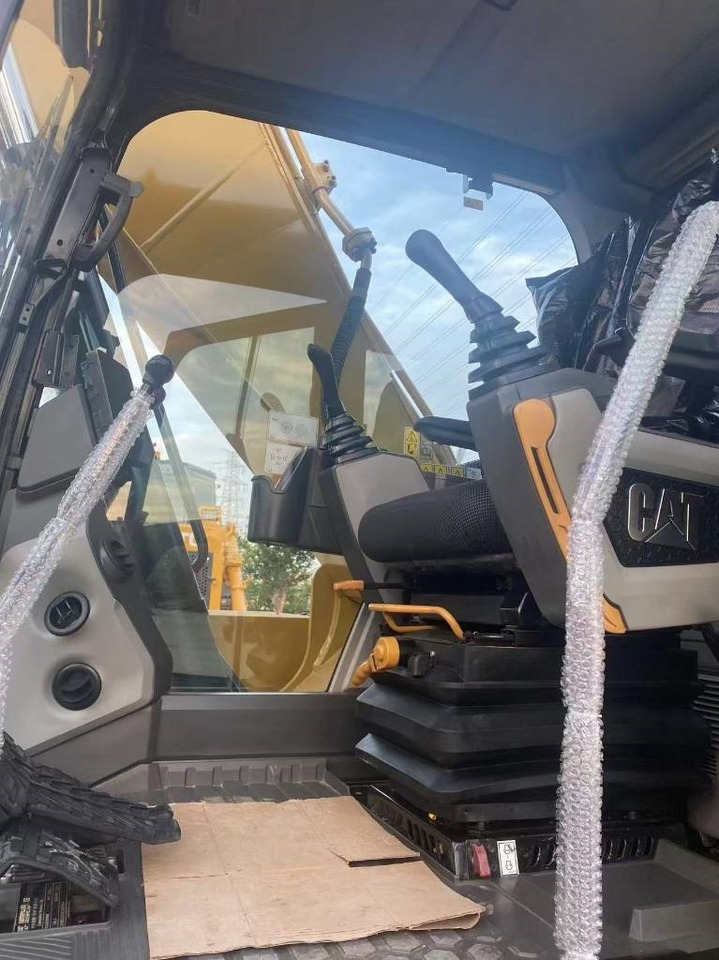 CAT 320 GC - 크롤러 굴삭기 : 사진 2 CAT 320 GC - 크롤러 굴삭기 : 사진 2