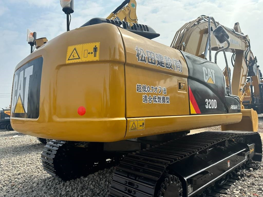 CAT 320D2 - 크롤러 굴삭기 : 사진 5 CAT 320D2 - 크롤러 굴삭기 : 사진 5