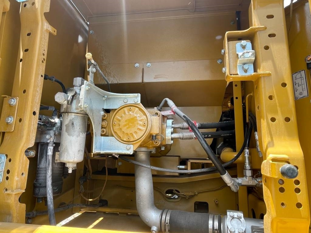 CAT 330GC - 크롤러 굴삭기 : 사진 3 CAT 330GC - 크롤러 굴삭기 : 사진 3