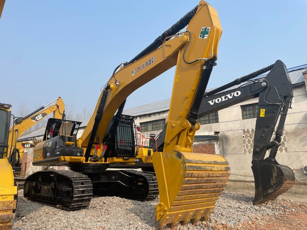 CAT 340 D L - 크롤러 굴삭기 : 사진 3 CAT 340 D L - 크롤러 굴삭기 : 사진 3