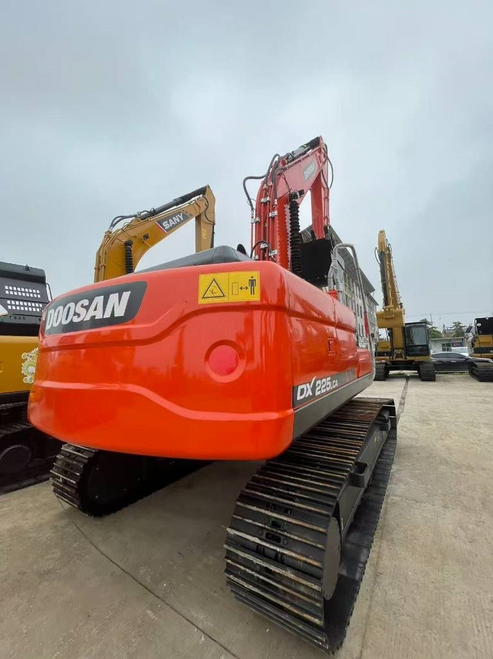 Doosan DX 225 LC  - 크롤러 굴삭기 : 사진 3 Doosan DX 225 LC  - 크롤러 굴삭기 : 사진 3