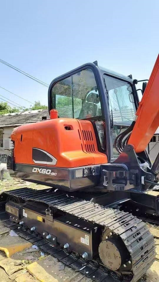 Doosan DX 60 - 크롤러 굴삭기 : 사진 2 Doosan DX 60 - 크롤러 굴삭기 : 사진 2