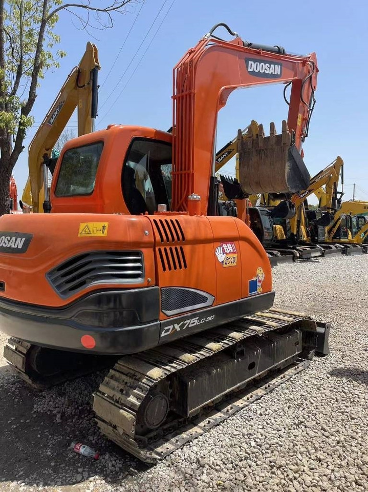 Doosan DX 75-9 C - 미니 굴삭기 : 사진 5 Doosan DX 75-9 C - 미니 굴삭기 : 사진 5