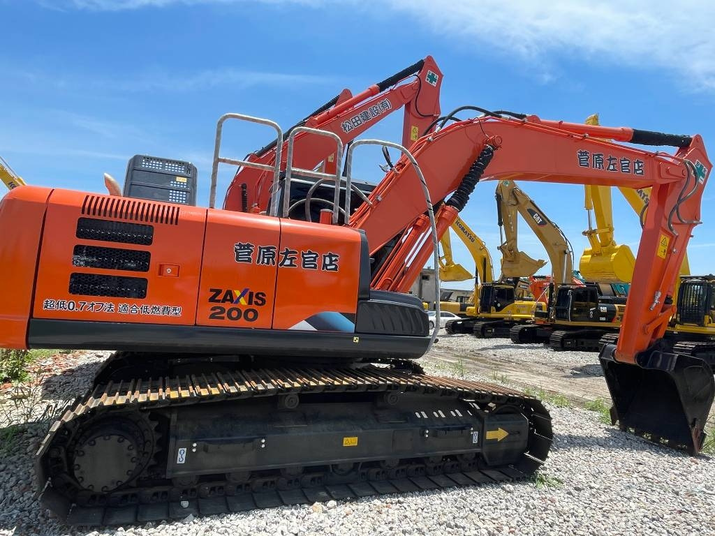 Hitachi ZX 200 - 크롤러 굴삭기 : 사진 1 Hitachi ZX 200 - 크롤러 굴삭기 : 사진 1