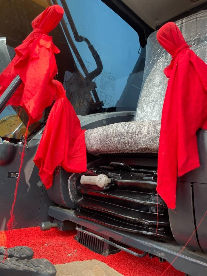 Hyundai 220 - 크롤러 굴삭기 : 사진 5 Hyundai 220 - 크롤러 굴삭기 : 사진 5