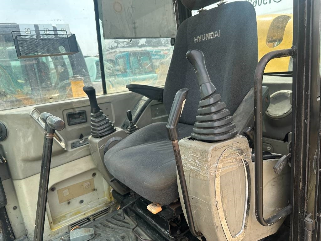 Hyundai 60 - 미니 굴삭기 : 사진 4 Hyundai 60 - 미니 굴삭기 : 사진 4