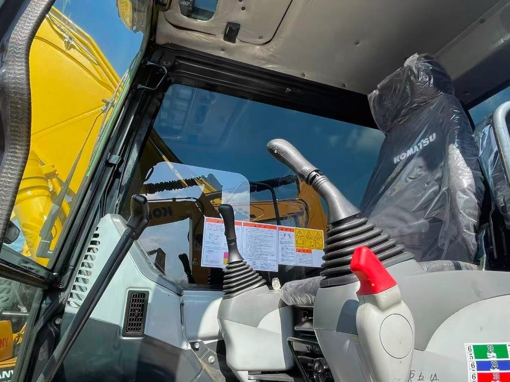 Komatsu PC 130 - 크롤러 굴삭기 : 사진 2 Komatsu PC 130 - 크롤러 굴삭기 : 사진 2