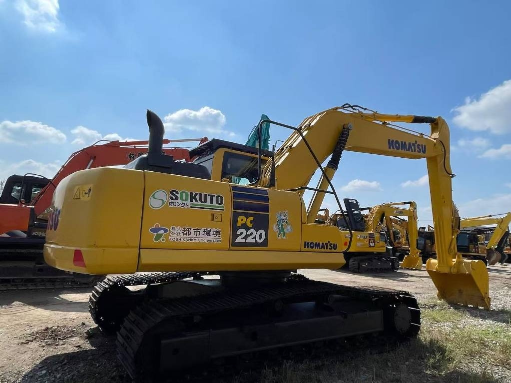 Komatsu PC 220 - 크롤러 굴삭기 : 사진 1 Komatsu PC 220 - 크롤러 굴삭기 : 사진 1