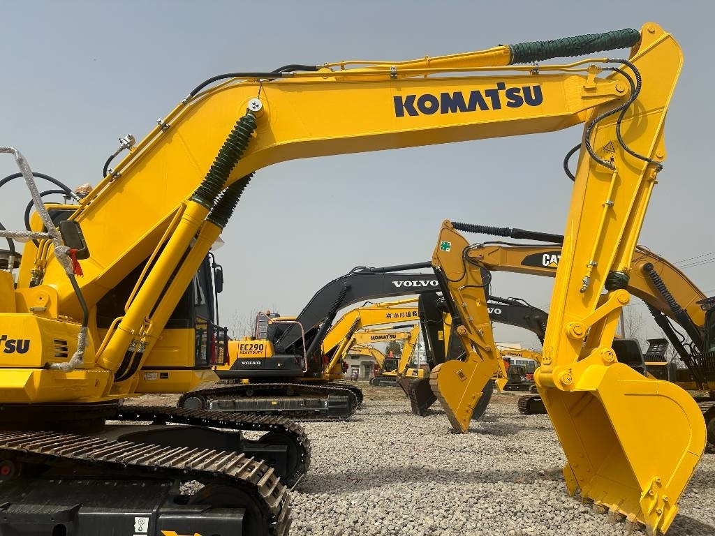 Komatsu PC 240 - 크롤러 굴삭기 : 사진 2 Komatsu PC 240 - 크롤러 굴삭기 : 사진 2