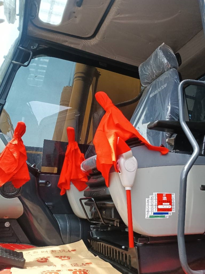 Komatsu PC 240 - 크롤러 굴삭기 : 사진 4 Komatsu PC 240 - 크롤러 굴삭기 : 사진 4