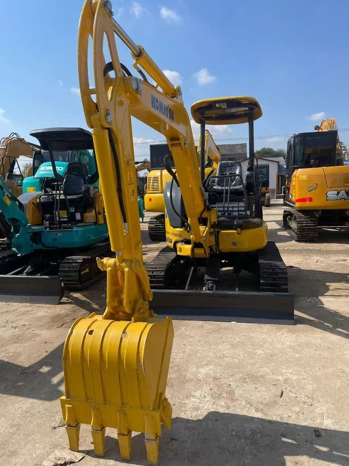 Komatsu PC 35 - 미니 굴삭기 : 사진 2 Komatsu PC 35 - 미니 굴삭기 : 사진 2