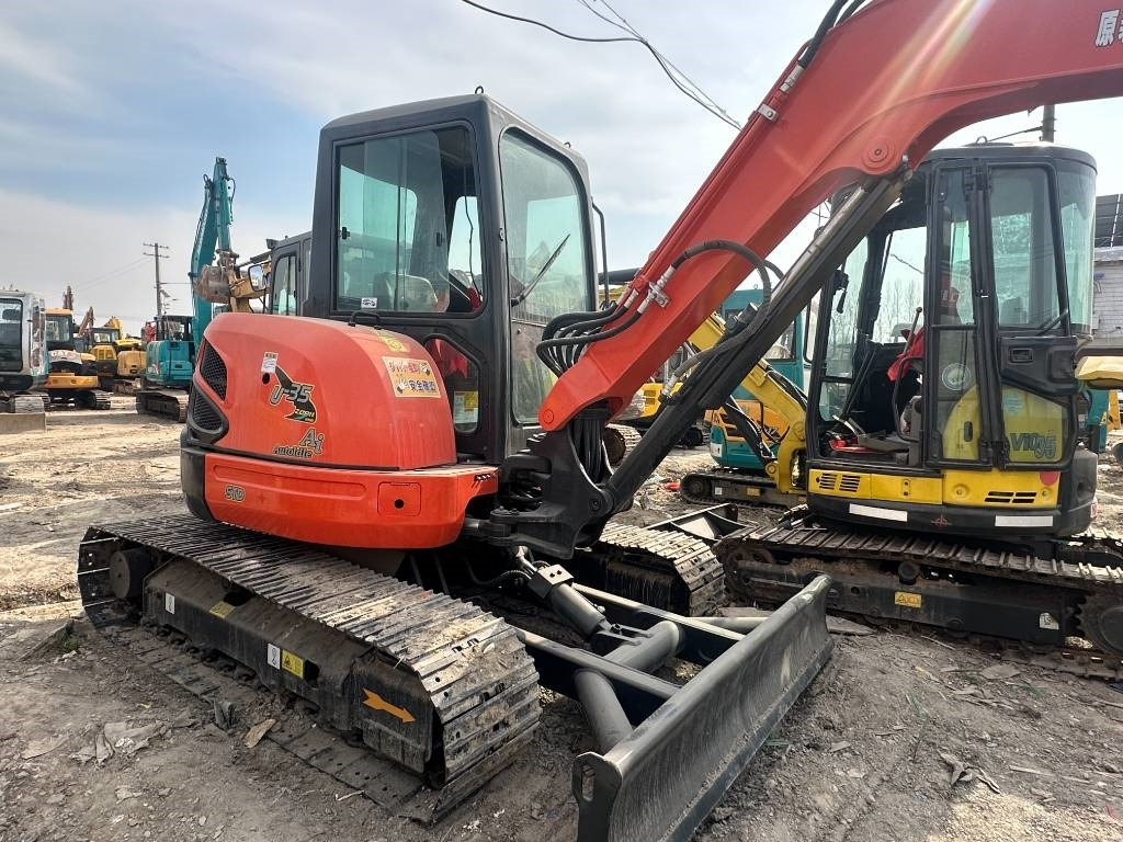 Kubota U 35 - 크롤러 굴삭기 : 사진 3 Kubota U 35 - 크롤러 굴삭기 : 사진 3