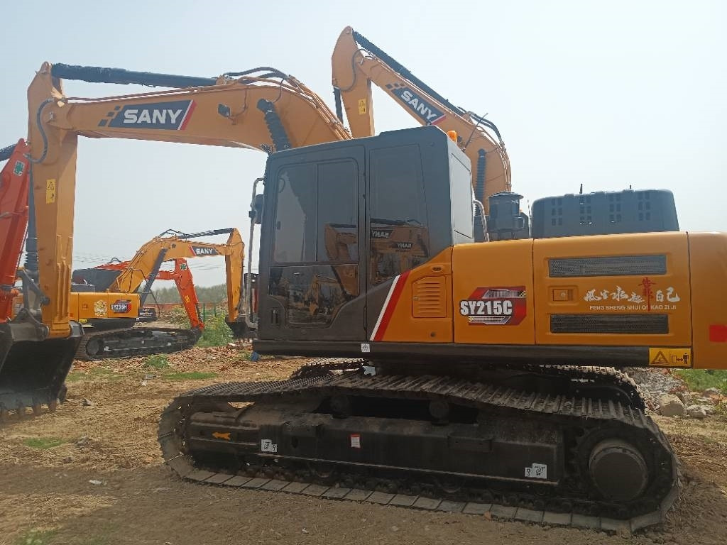 Sany SY 215 C  - 크롤러 굴삭기 : 사진 2 Sany SY 215 C  - 크롤러 굴삭기 : 사진 2