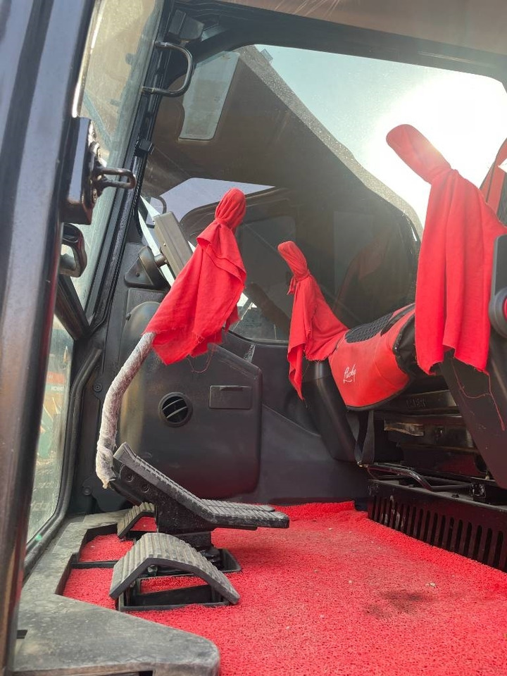 Sany SY 235 - 크롤러 굴삭기 : 사진 5 Sany SY 235 - 크롤러 굴삭기 : 사진 5