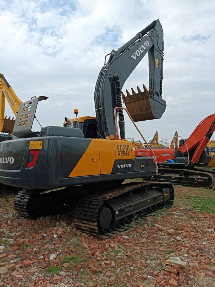 Volvo EC 240 - 크롤러 굴삭기 : 사진 1 Volvo EC 240 - 크롤러 굴삭기 : 사진 1