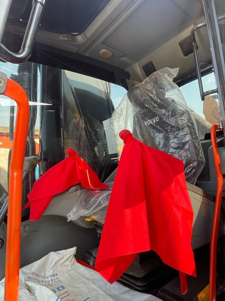 Volvo EC 290 - 크롤러 굴삭기 : 사진 3 Volvo EC 290 - 크롤러 굴삭기 : 사진 3