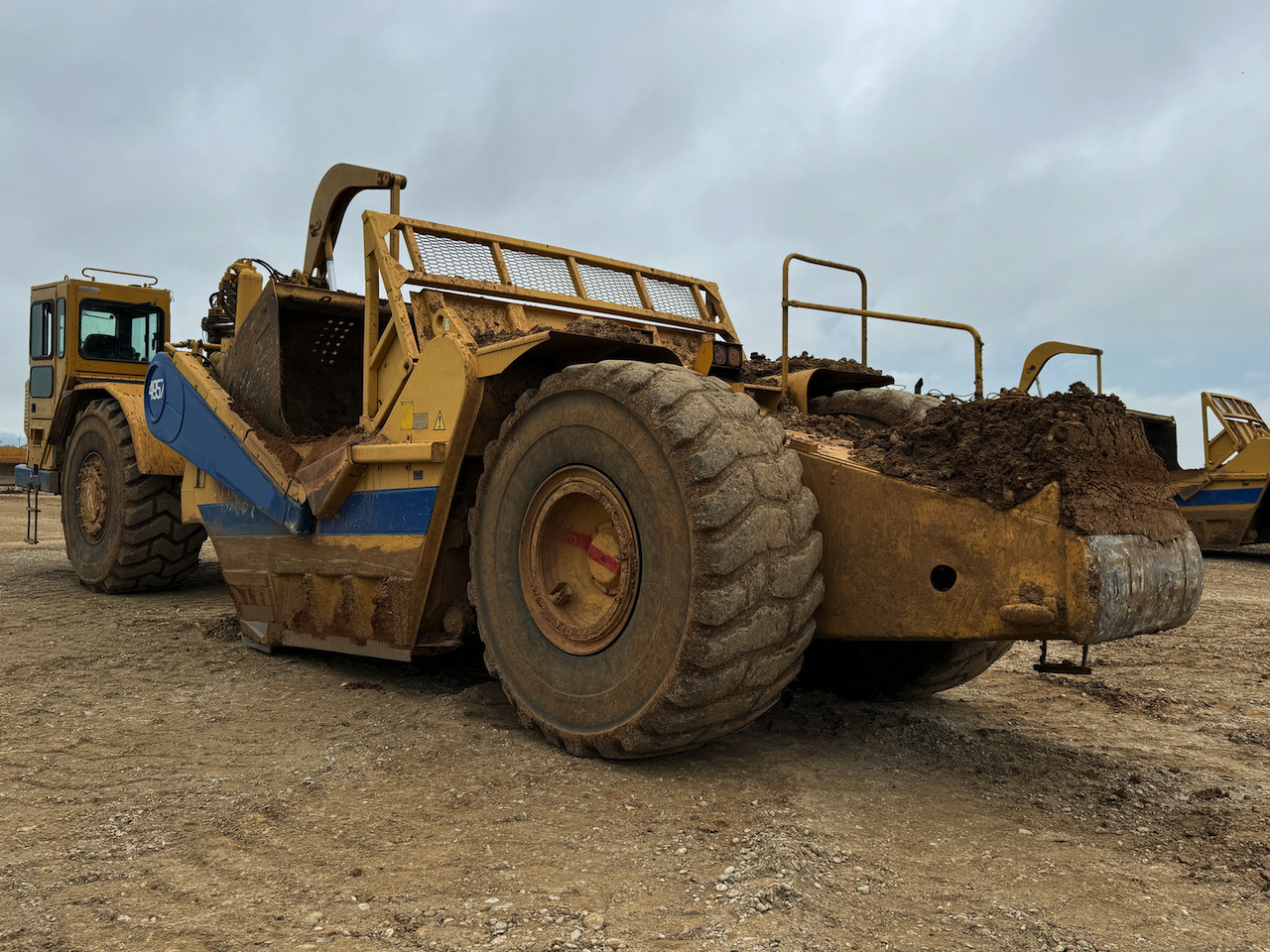 2003 CAT 631G - 스크레이퍼 : 사진 4 2003 CAT 631G - 스크레이퍼 : 사진 4