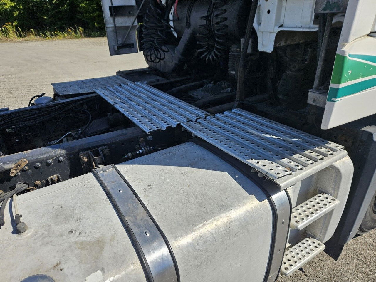 트랙터 유닛 MAN 18.413 FLS - Manual pump and injectors, Intarder, Airco : 사진 6 트랙터 유닛 MAN 18.413 FLS - Manual pump and injectors, Intarder, Airco : 사진 6