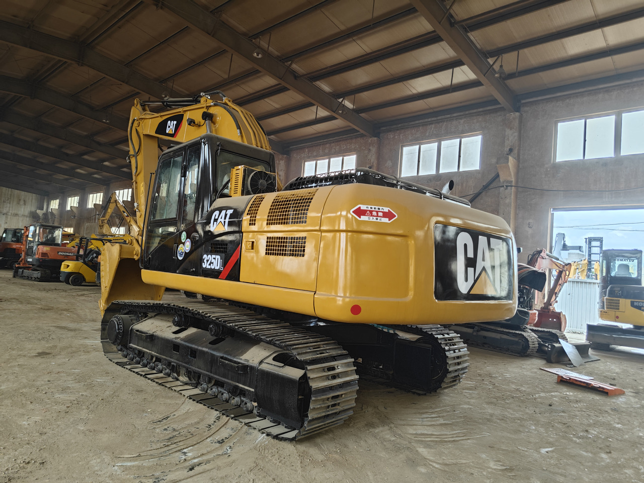 CATERPILLAR 325D - 모바일 크레인 : 사진 3 CATERPILLAR 325D - 모바일 크레인 : 사진 3