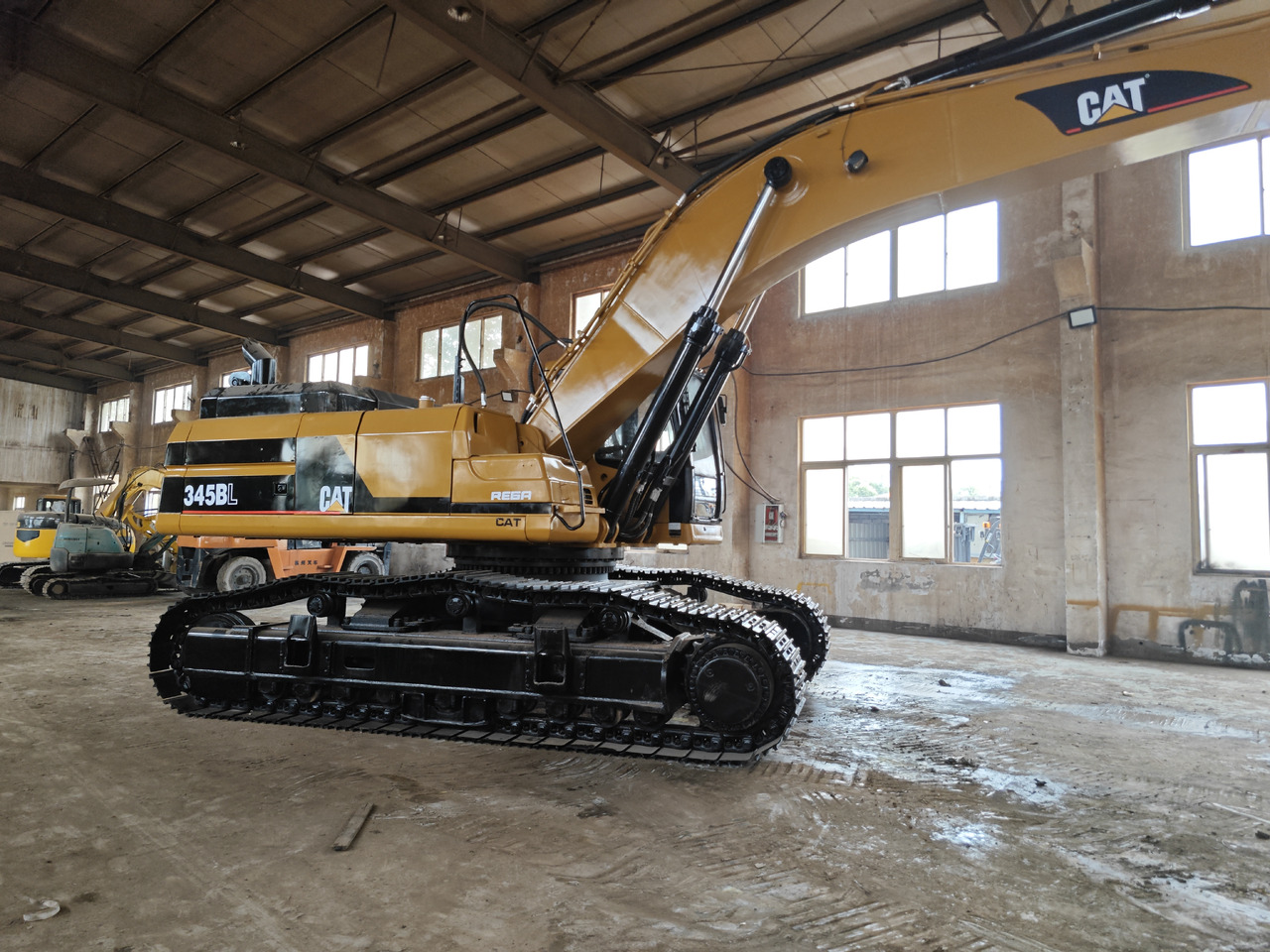 CATERPILLAR 345B Used cat 45ton excavator - 크롤러 굴삭기 : 사진 4 CATERPILLAR 345B Used cat 45ton excavator - 크롤러 굴삭기 : 사진 4