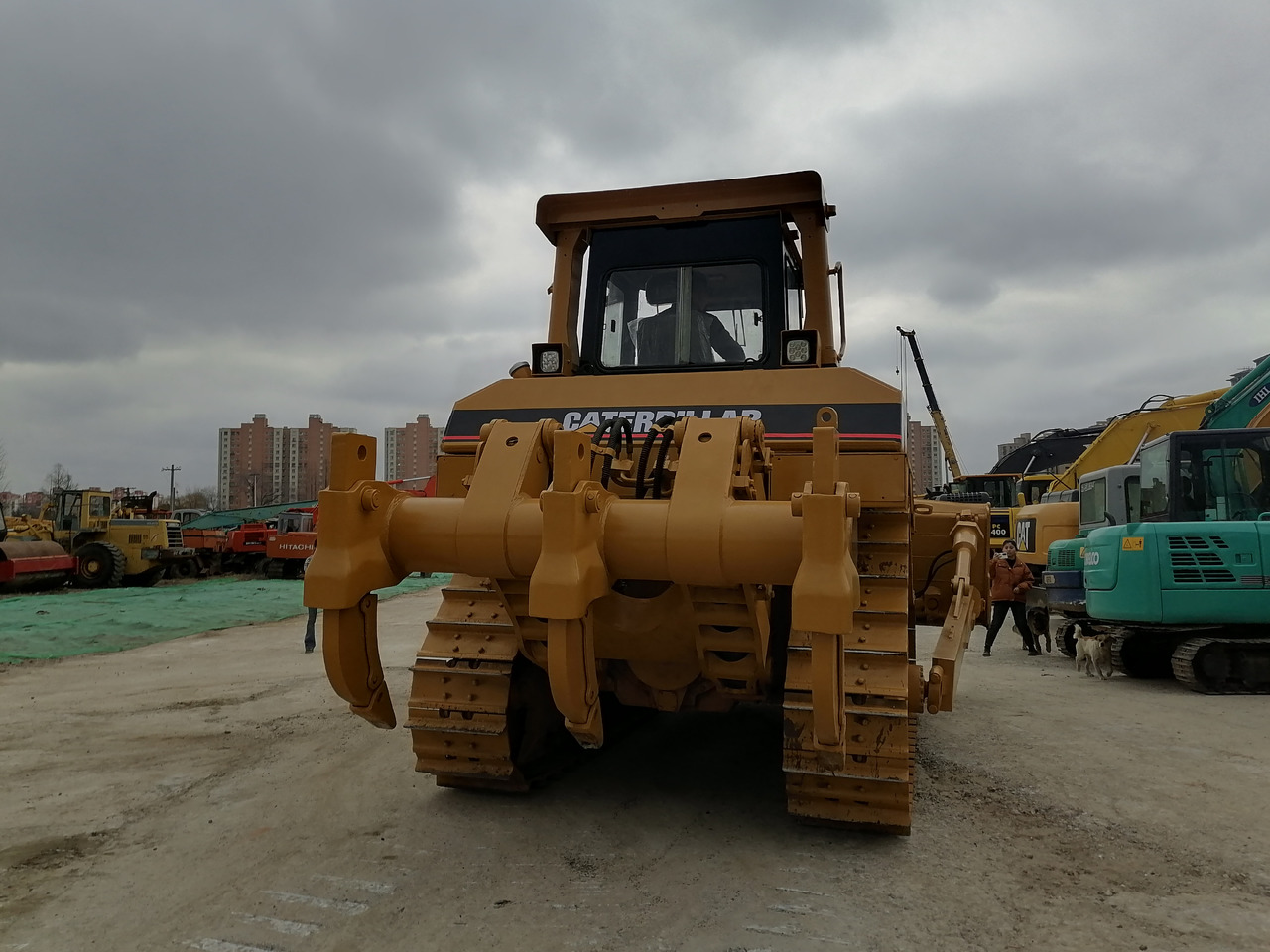 CATERPILLAR D8R - 불도저 : 사진 5 CATERPILLAR D8R - 불도저 : 사진 5