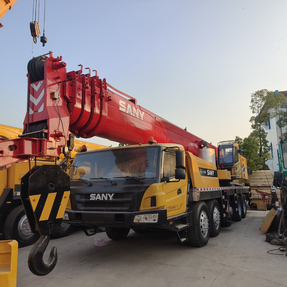 SANY STC1000 100TON TRUCK CRANE - 전천후 지형 크레인 : 사진 3 SANY STC1000 100TON TRUCK CRANE - 전천후 지형 크레인 : 사진 3