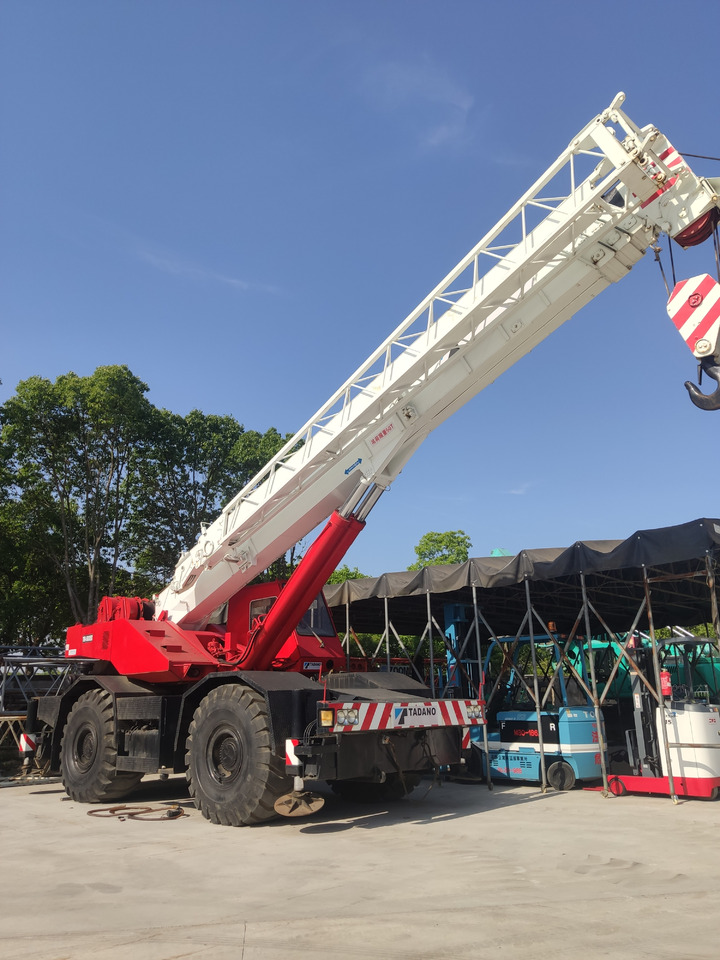 TADANO TR500E - 험한 지형 크레인 : 사진 3 TADANO TR500E - 험한 지형 크레인 : 사진 3