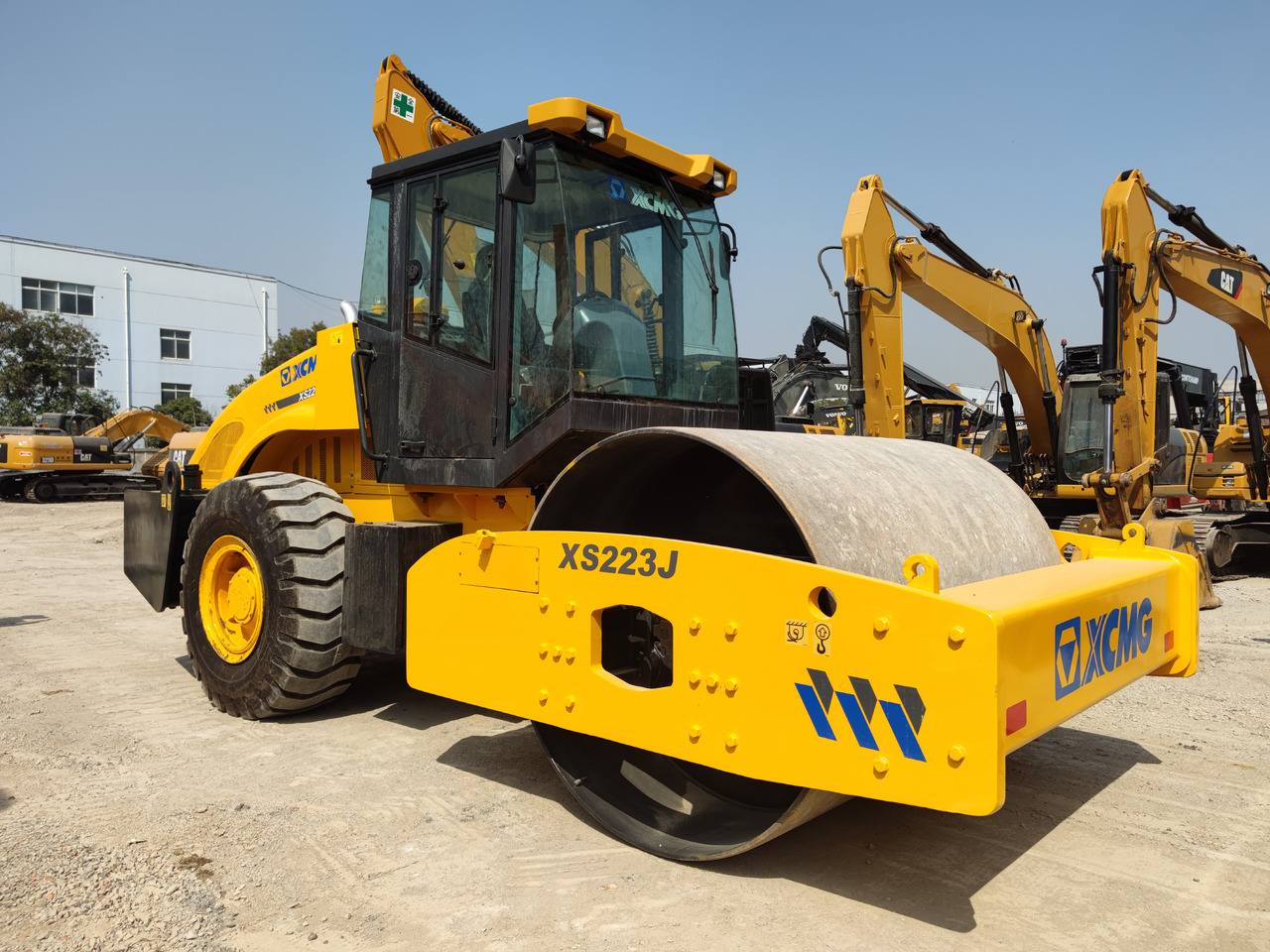 XCMG XS223J Roller Road - 압축기 : 사진 4 XCMG XS223J Roller Road - 압축기 : 사진 4