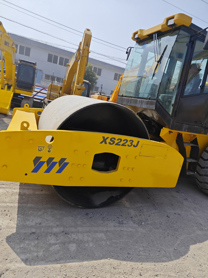XCMG XS223J used xcmg road roller - 압축기 : 사진 4 XCMG XS223J used xcmg road roller - 압축기 : 사진 4